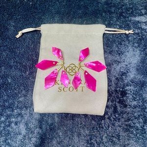 Kendra Scott Malika Statement Earrings in Azalea Illusion
